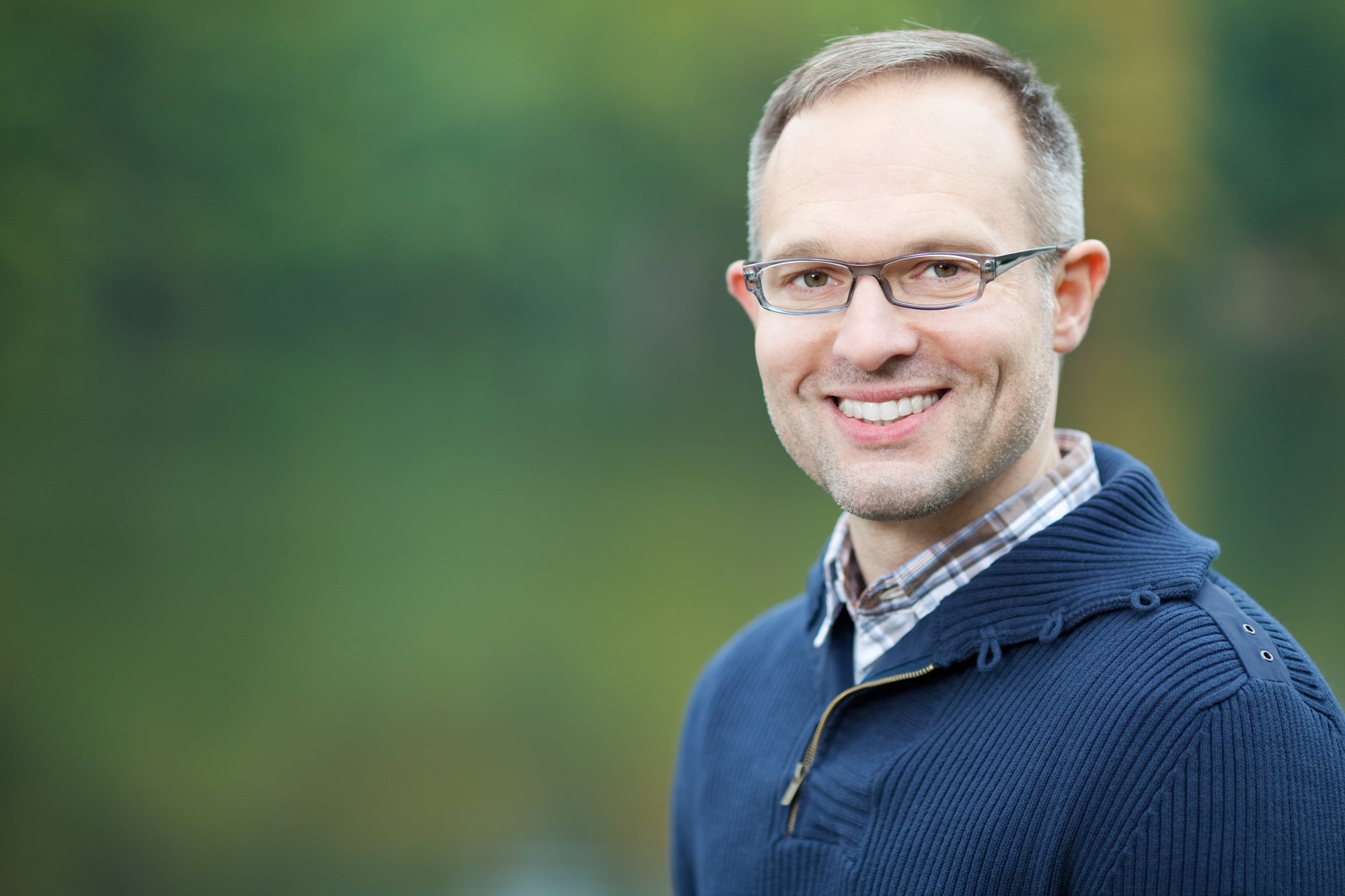 files/Man-Wearing-Glasses.jpg
